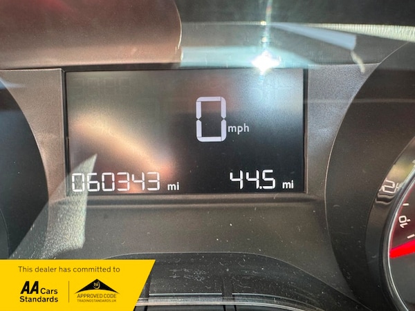 Used Peugeot 208 2015 for sale - 75359991: Photo 6
