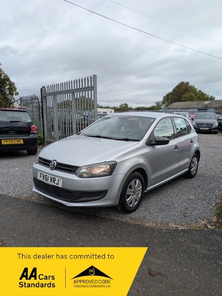 Used Volkswagen Polo 2011 for sale - 76009663: Photo 1