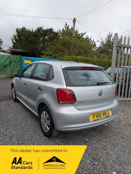 Used Volkswagen Polo 2011 for sale - 76009663: Photo 4