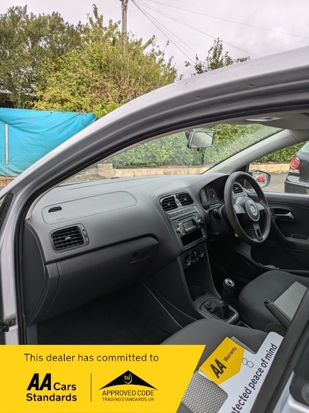 Used Volkswagen Polo 2011 for sale - 76009663: Photo 6