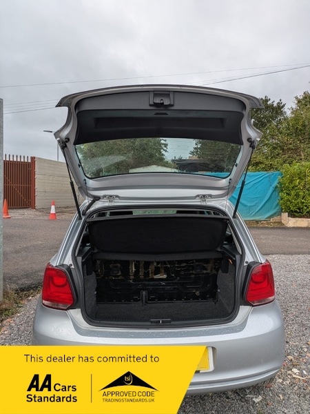 Used Volkswagen Polo 2011 for sale - 76009663: Photo 9