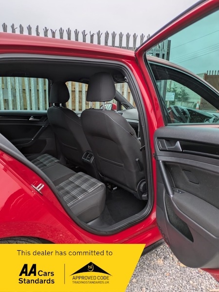 Used Volkswagen Golf 2014 for sale - 76292287: Photo 6