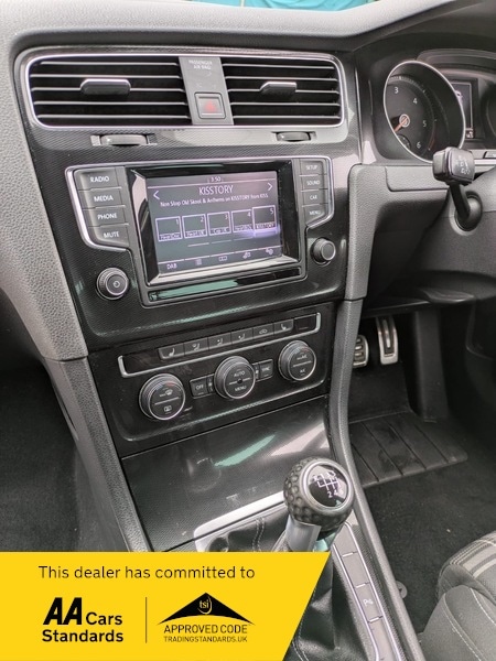 Used Volkswagen Golf 2014 for sale - 76292287: Photo 8