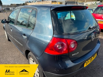 Used Volkswagen Golf 2006 for sale - 77547933: Photo