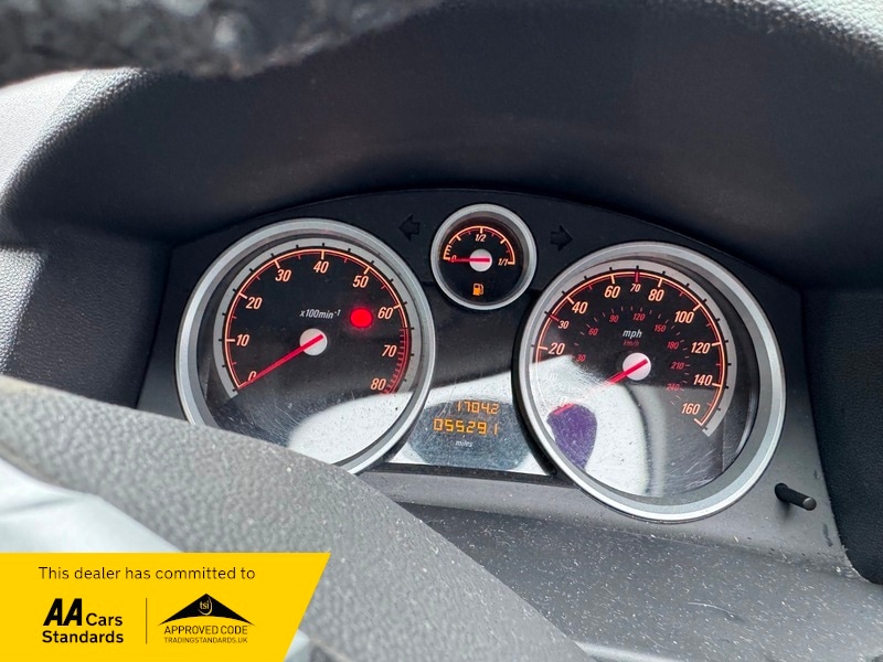 Used Vauxhall Astra 2010 for sale - 77452739: Photo 6