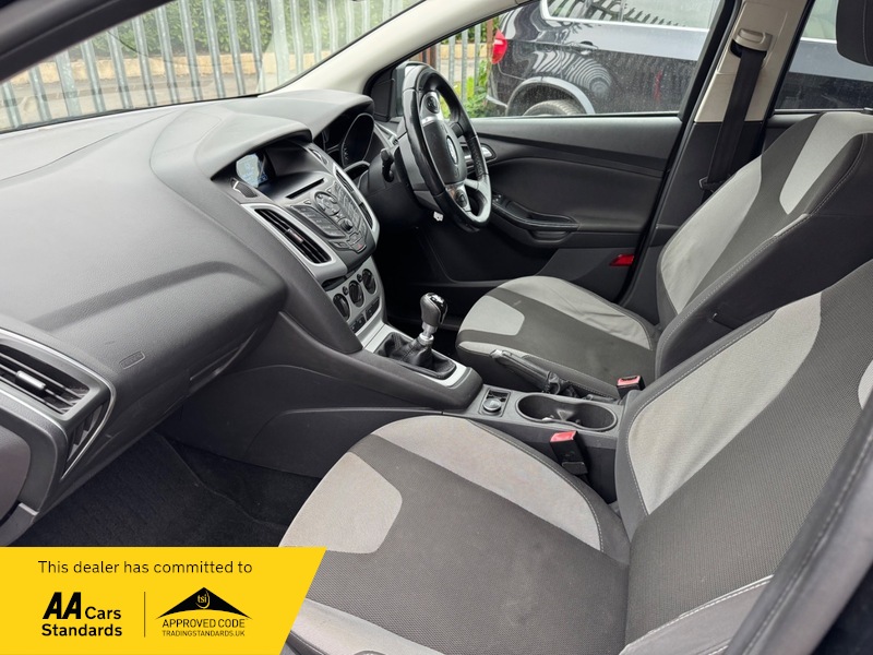 Used Ford Focus 2012 for sale - 76236325: Photo 7