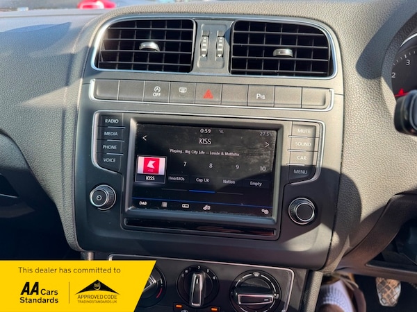 Used Volkswagen Polo 2017 for sale - 74689611: Photo 10
