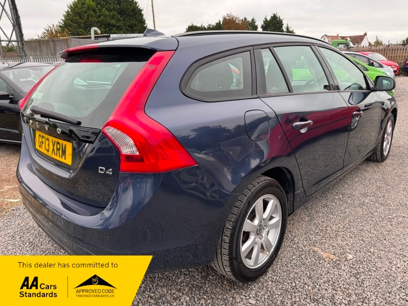 Used Volvo V60 2013 for sale - 76267577: Photo 3