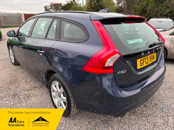 Used Volvo V60 2013 for sale - 76267577: Photo 4
