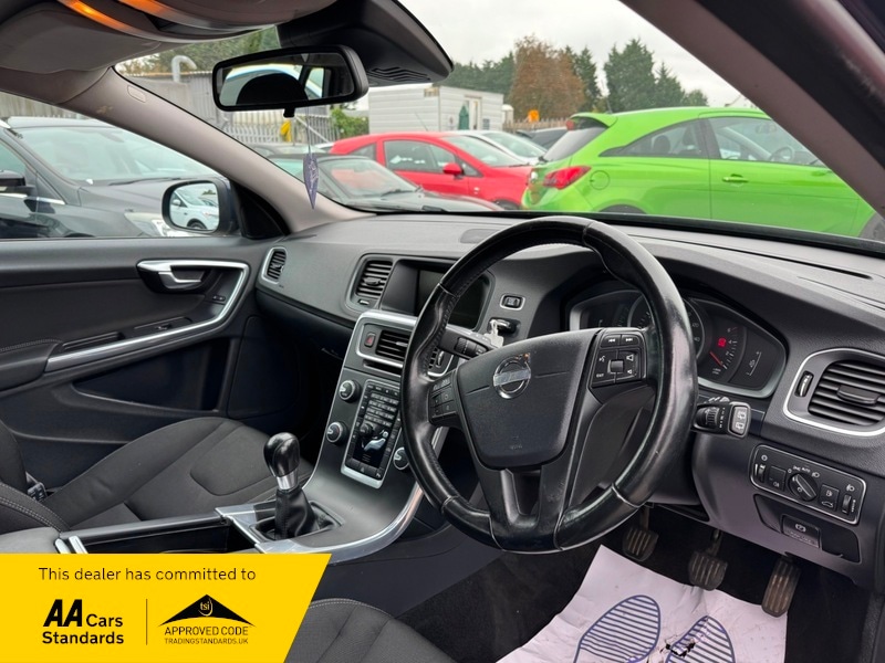 Used Volvo V60 2013 for sale - 76267577: Photo 5