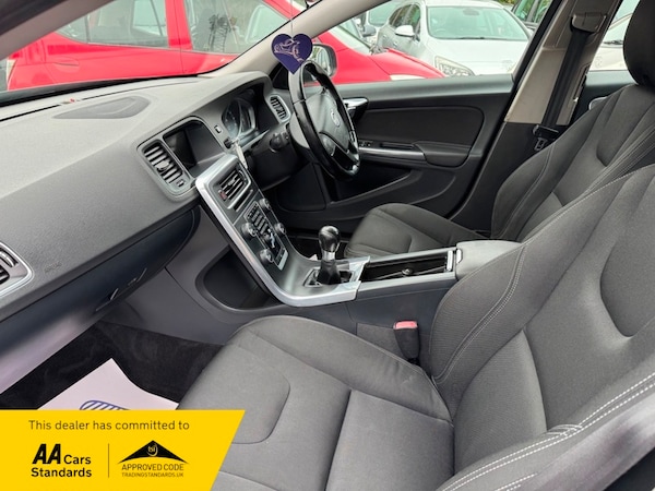 Used Volvo V60 2013 for sale - 76267577: Photo 8