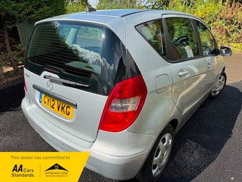 Used Mercedes-Benz A-Class 2012 for sale - 75739526: Photo