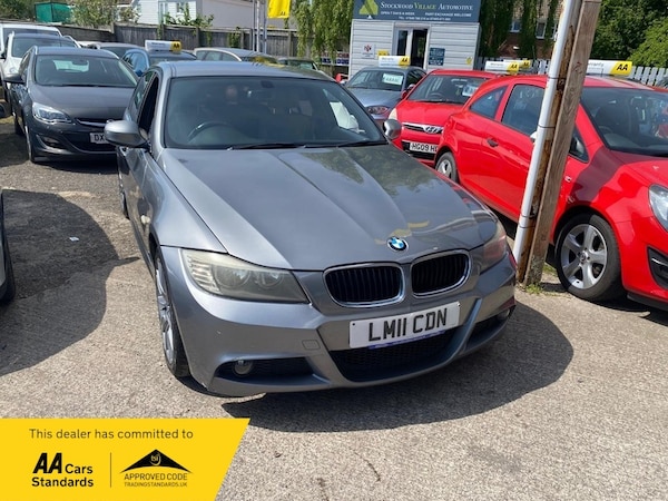 Used BMW 3 Series 2011 for sale - 74505408: Photo 2