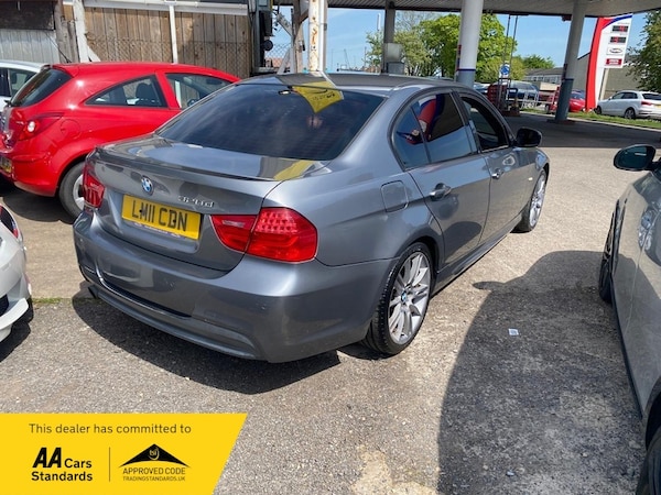 Used BMW 3 Series 2011 for sale - 74505408: Photo 4