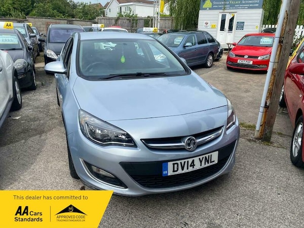 Used Vauxhall Astra 2014 for sale - 75033167: Photo 2