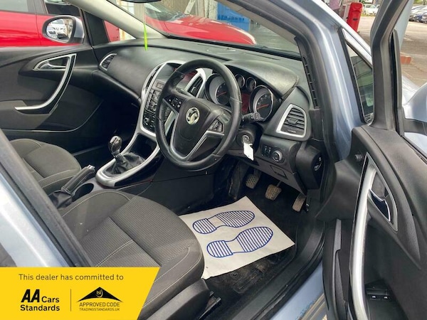 Used Vauxhall Astra 2014 for sale - 75033167: Photo 5
