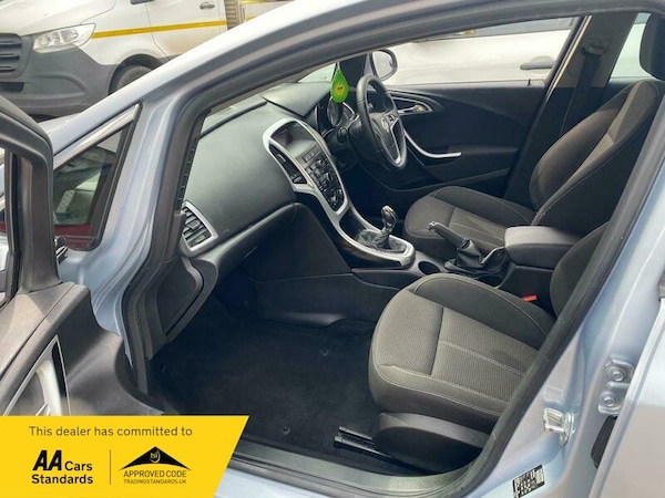 Used Vauxhall Astra 2014 for sale - 75033167: Photo 6