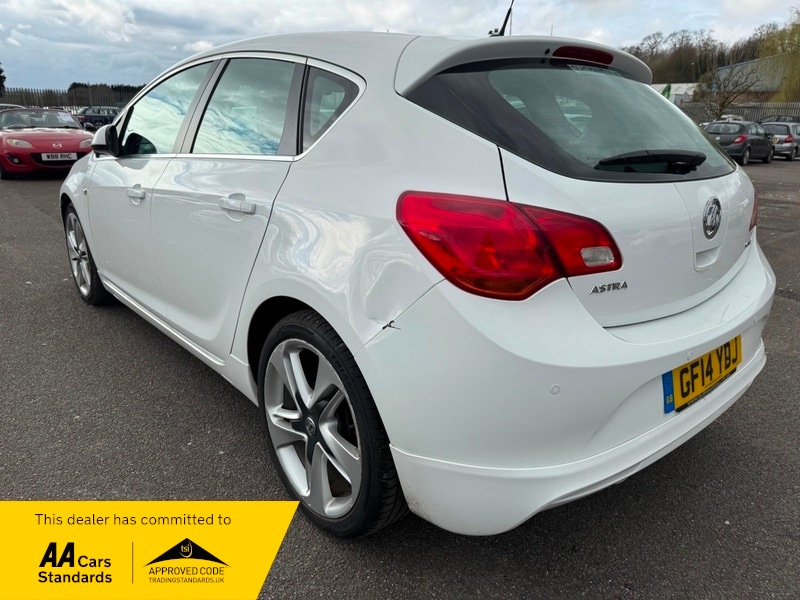 Used Vauxhall Astra 2014 for sale - 77880757: Photo 3