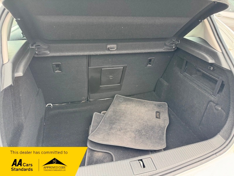 Used Vauxhall Astra 2014 for sale - 77880757: Photo 8