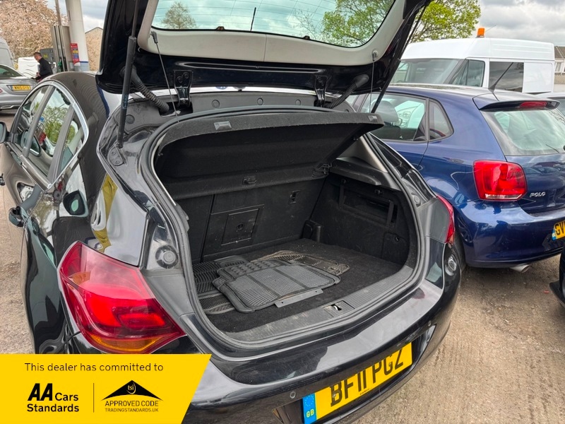 Used Vauxhall Astra 2011 for sale - 75947909: Photo 10