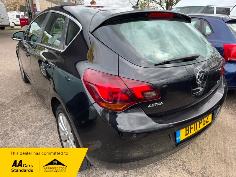 Used Vauxhall Astra 2011 for sale - 75947909: Photo 4