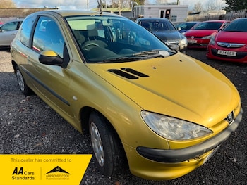 Used Peugeot 206 2004 for sale - 76924093: Photo