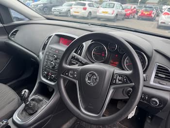 Used Vauxhall Astra 2015 for sale - 79775204: Photo
