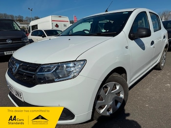 Used Dacia Sandero 2017 for sale - 78140979: Photo