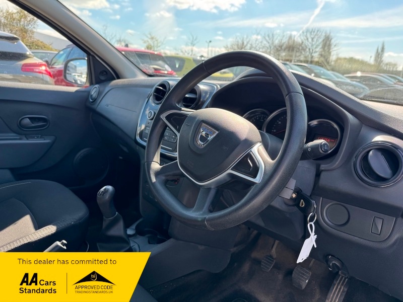 Used Dacia Sandero 2017 for sale - 78140979: Photo 5