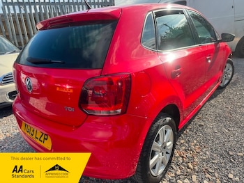 Used Volkswagen Polo 2013 for sale - 79301442: Photo