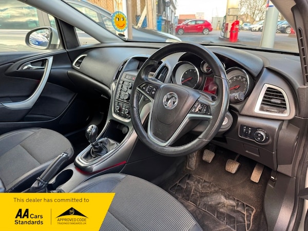 Used Vauxhall Astra 2012 for sale - 74184287: Photo 5