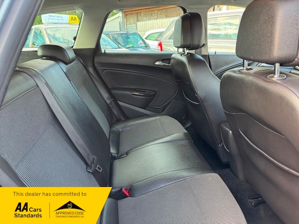 Used Vauxhall Astra 2012 for sale - 74184287: Photo 6