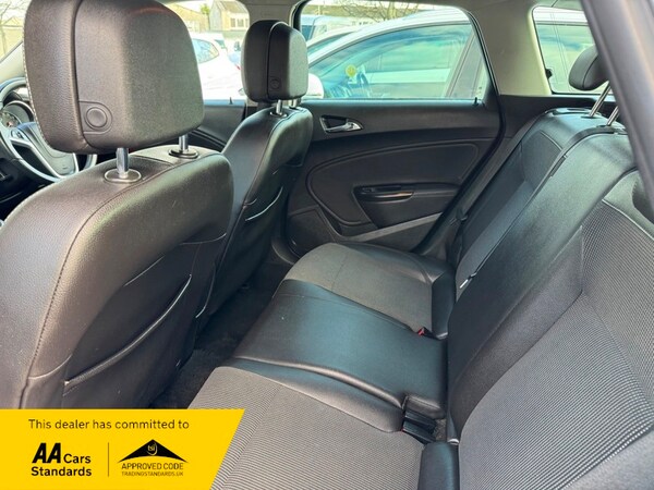 Used Vauxhall Astra 2012 for sale - 74184287: Photo 8