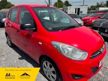 Used Hyundai i10 2013 for sale - 79241852: Photo