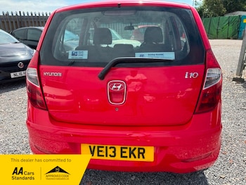 Used Hyundai i10 2013 for sale - 79241852: Photo