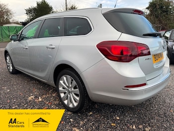 Used Vauxhall Astra 2014 for sale - 76798945: Photo