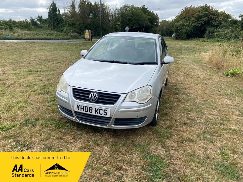 Used Volkswagen Polo 2018 for sale - 76482643: Photo 1