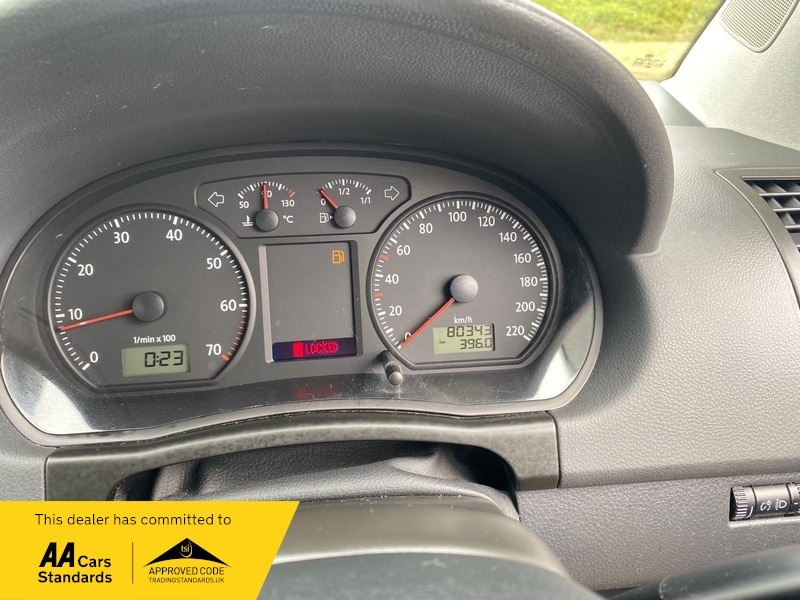 Used Volkswagen Polo 2018 for sale - 76482643: Photo 9