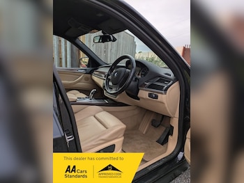 Used BMW X5 2010 for sale - 76057203: Photo
