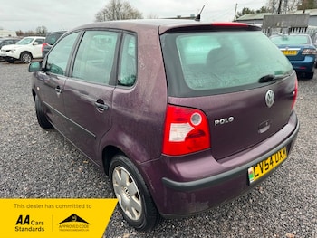 Used Volkswagen Polo 2004 for sale - 77437935: Photo