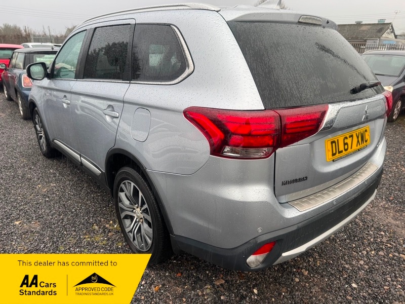 Used Mitsubishi Outlander 2018 for sale - 77201025: Photo 3