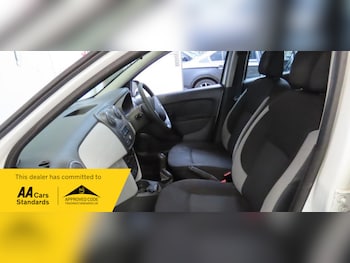 Used Dacia Sandero 2013 for sale - 77535650: Photo