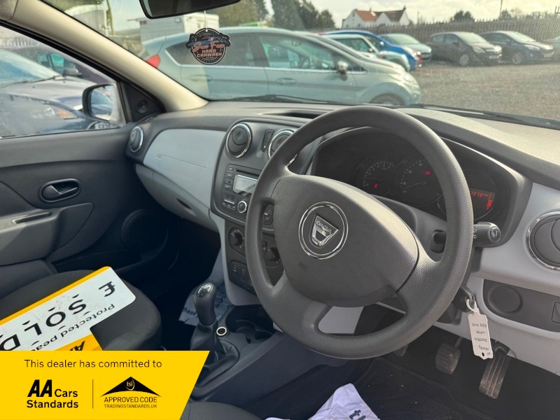 Used Dacia Sandero 2013 for sale - 77535650: Photo 5