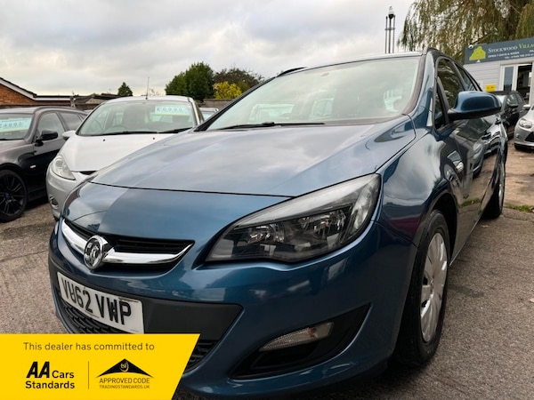 Used Vauxhall Astra 2013 for sale - 72710682: Photo 1