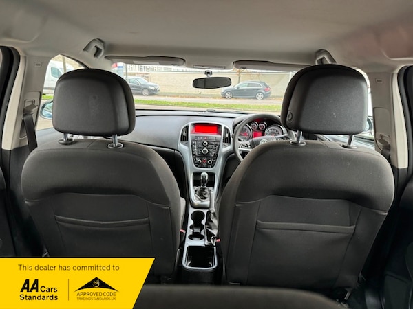 Used Vauxhall Astra 2013 for sale - 72710682: Photo 7