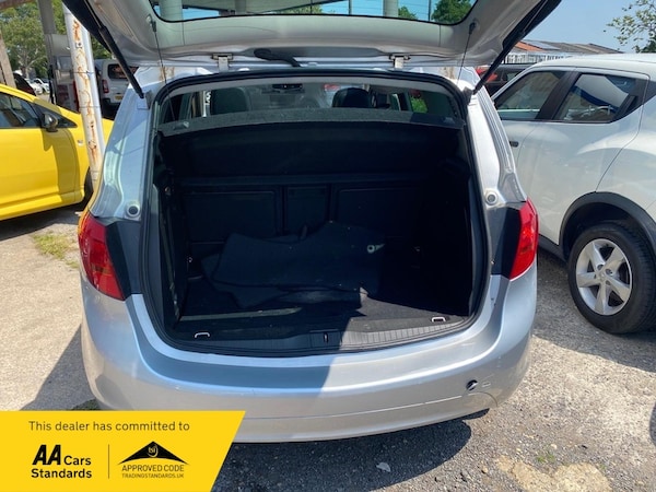 Used Vauxhall Meriva 2010 for sale - 75020272: Photo 8