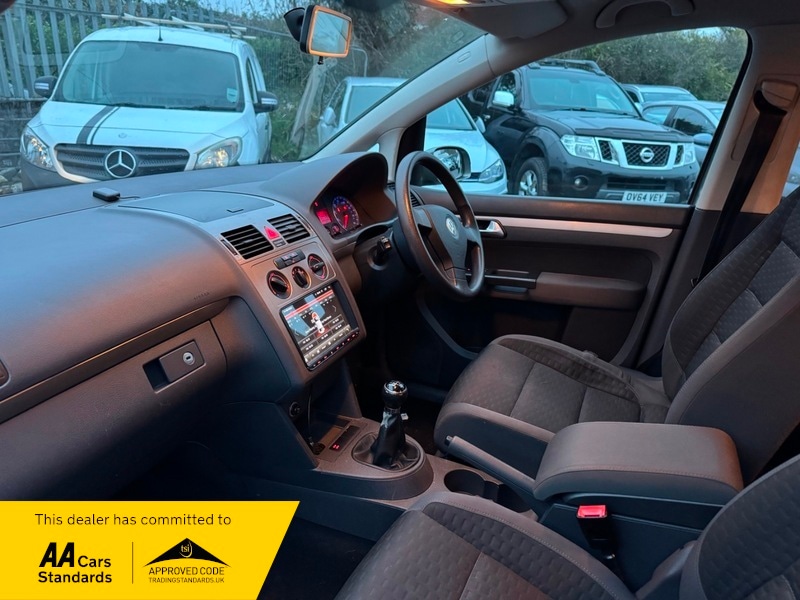 Used Volkswagen Touran 2008 for sale - 77342377: Photo 9