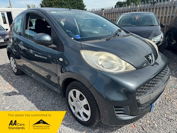 Used Peugeot 107 2010 for sale - 79047158: Photo