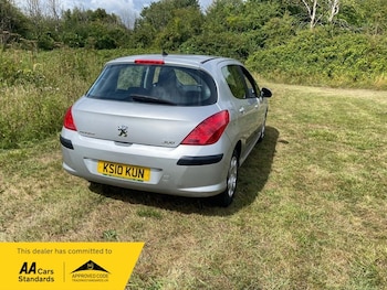 Used Peugeot 308 2010 for sale - 75336531: Photo