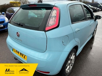 Used Fiat Punto 2014 for sale - 77452695: Photo